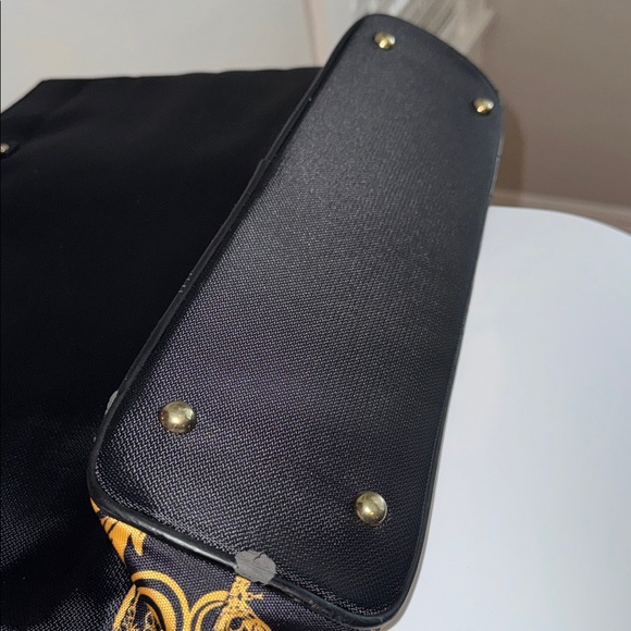 Versace Parfums Tote Bag – Gift With Purchase - Picture 5 of 8